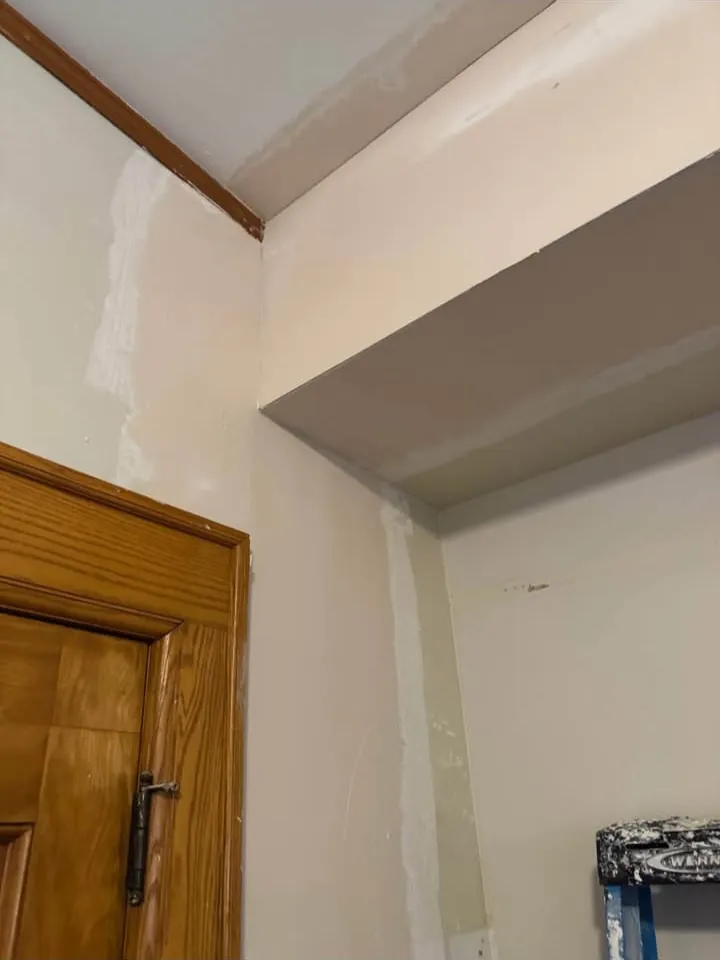 Finished corner and bulkhead, sanded smooth